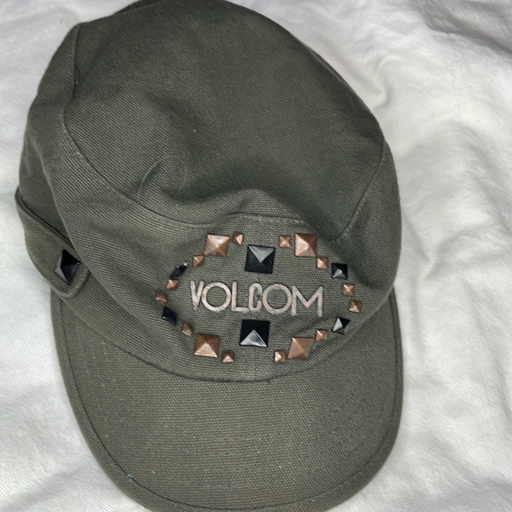 VOLCOM Woman’s cadet hat cap